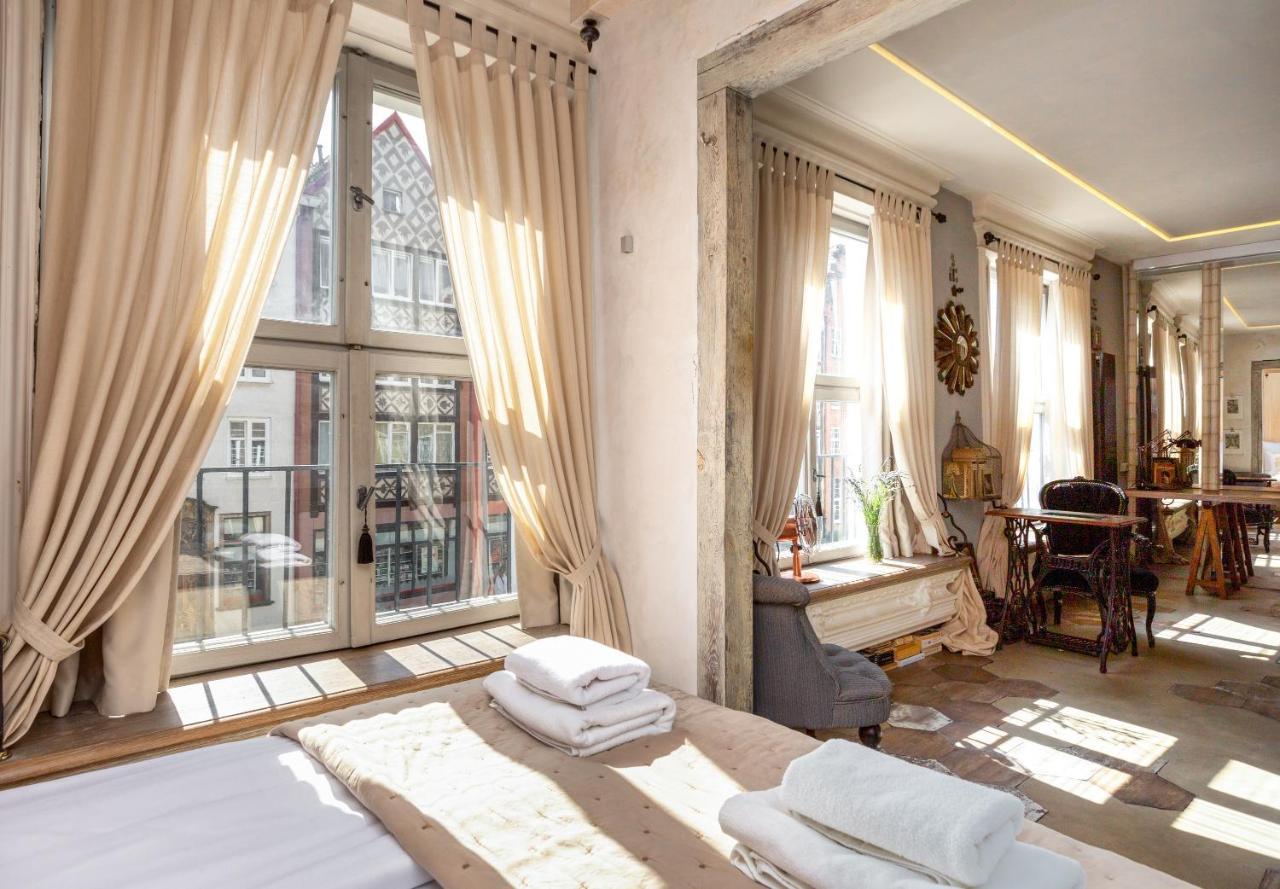 Old Town Paradise Lost By Downtown Apartments Гданск Екстериор снимка